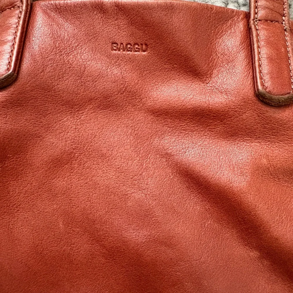 Rare Baggu Distressed Raw Milled Leather Tote, Saddle Brown - Picture 3 of 12
